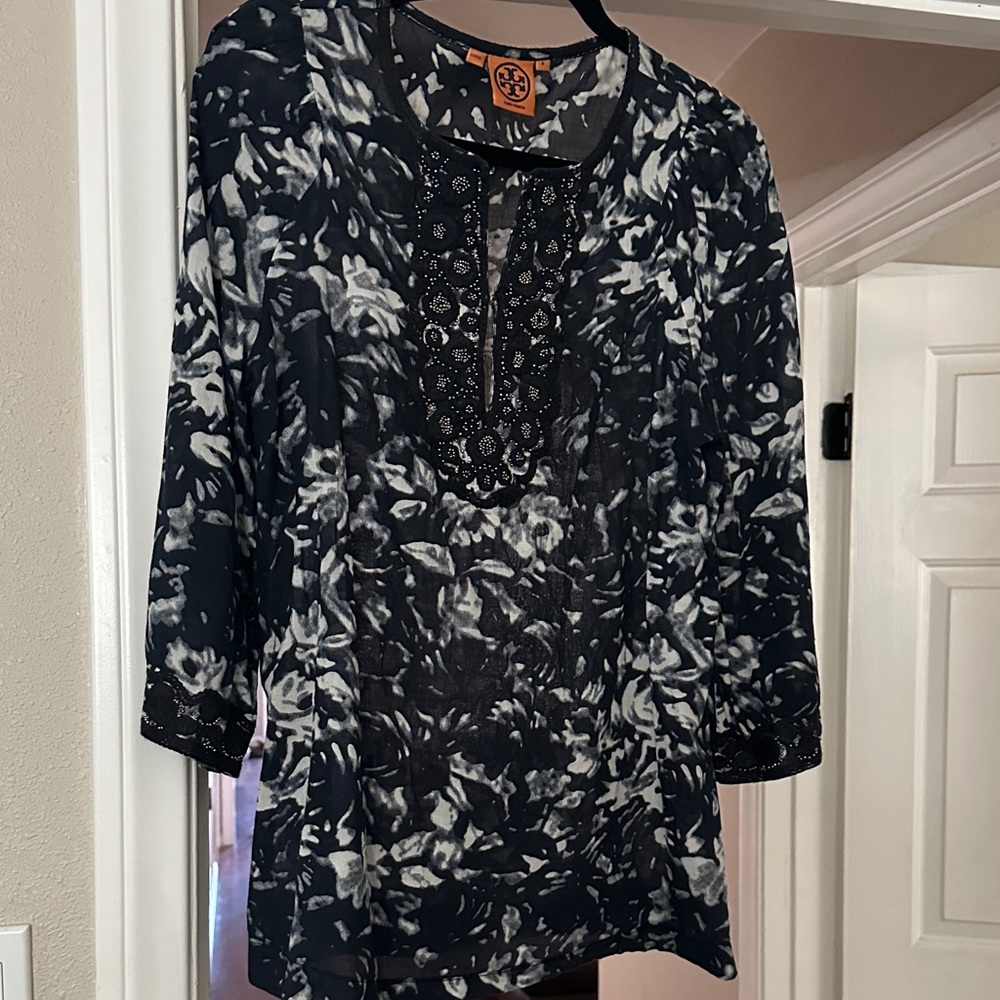 Tory Burch Navy blue, Black and White Floral Tunic
